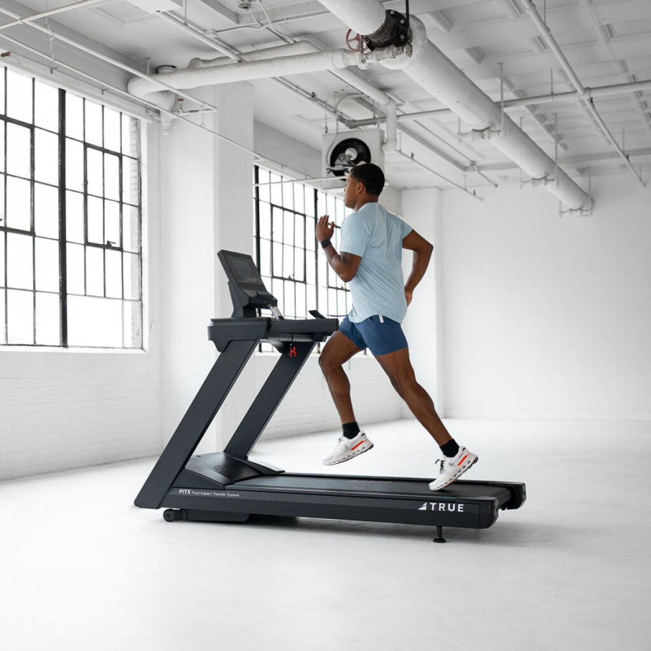 GRAVITY Plus Treadmill
